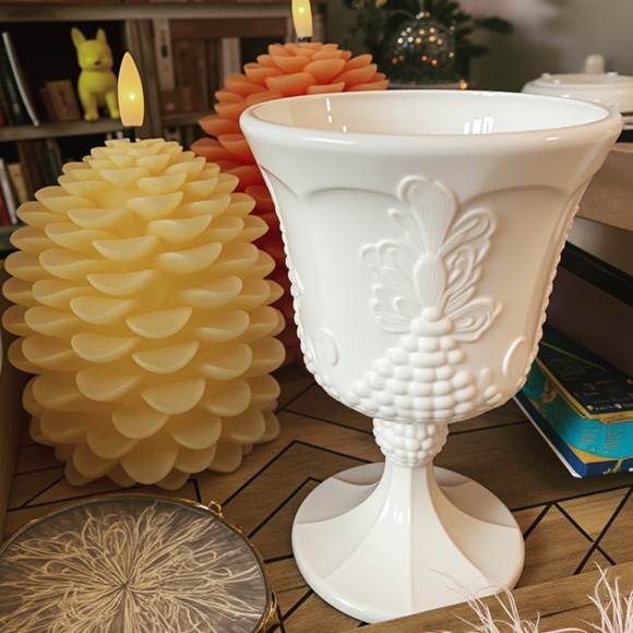 Milk Glass Goblet - Picture 1 of 1